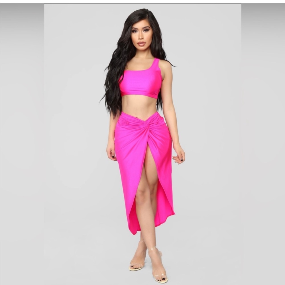 Fashion Nova Midi Set